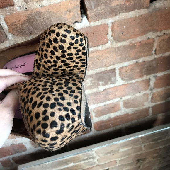 Like new fab Skin Hello Midnight leopard heels - Picture 7 of 7