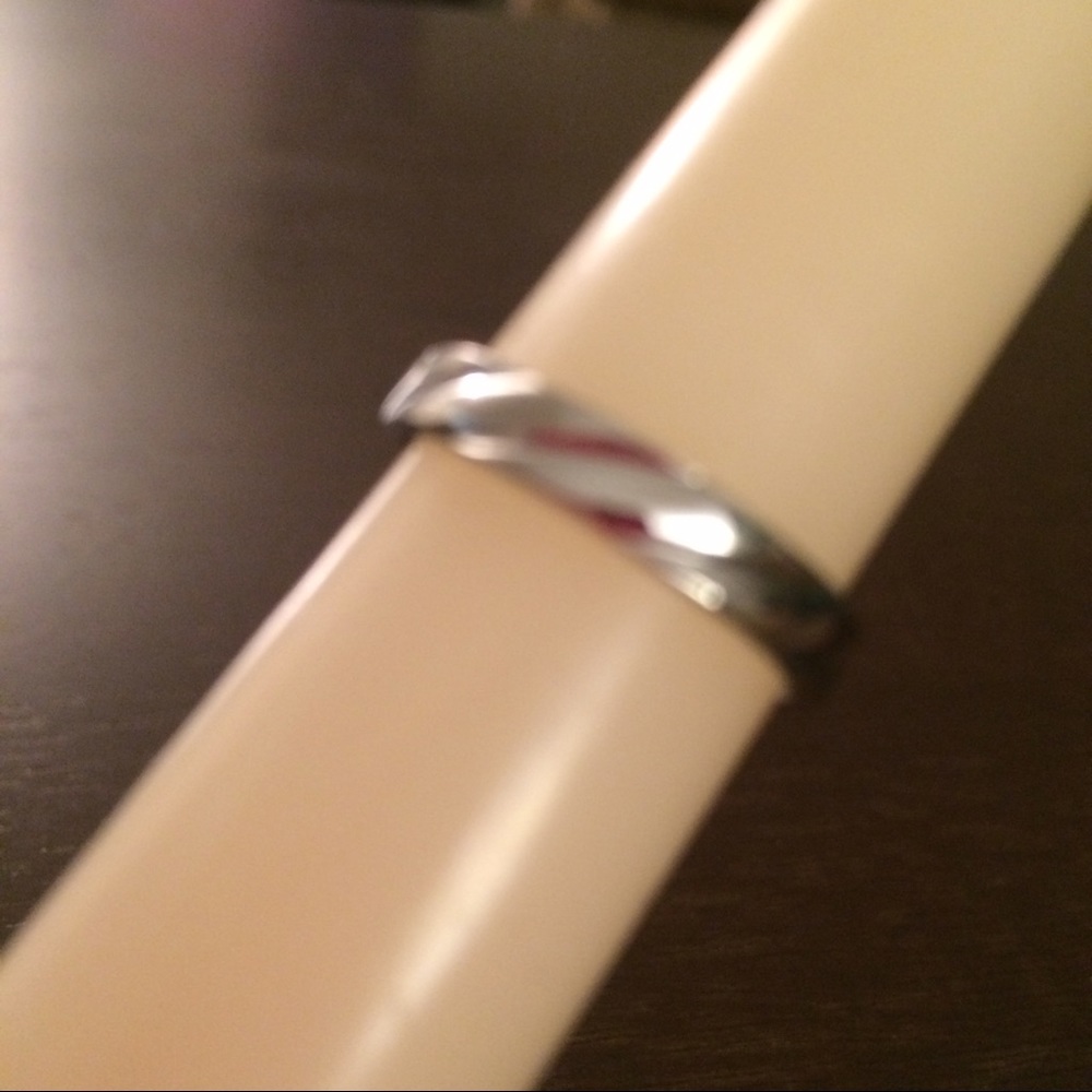 Magnetic Ring- Silver Swirl