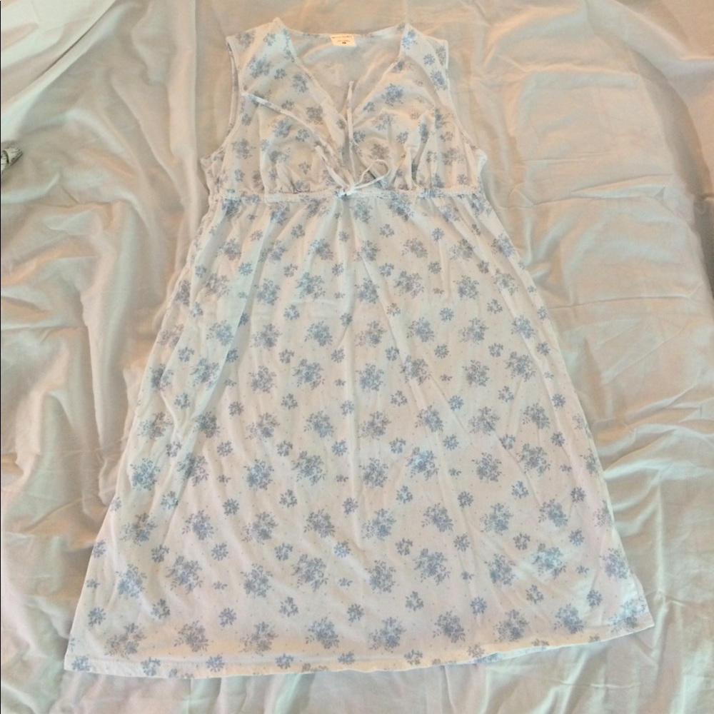 Darling nursing gown with robe