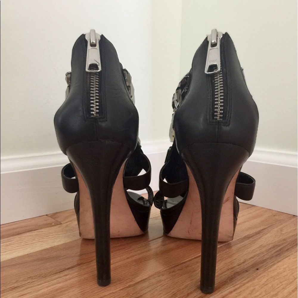 Open toe sandals - Picture 2 of 4