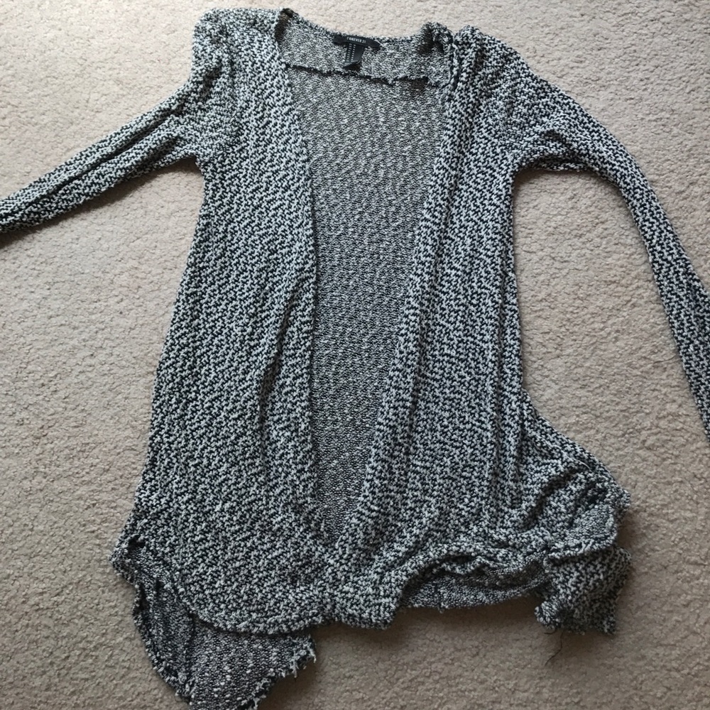 Black and white forever 21 sweater
