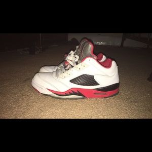Jordan Retro Fire Red 5 (Low)
