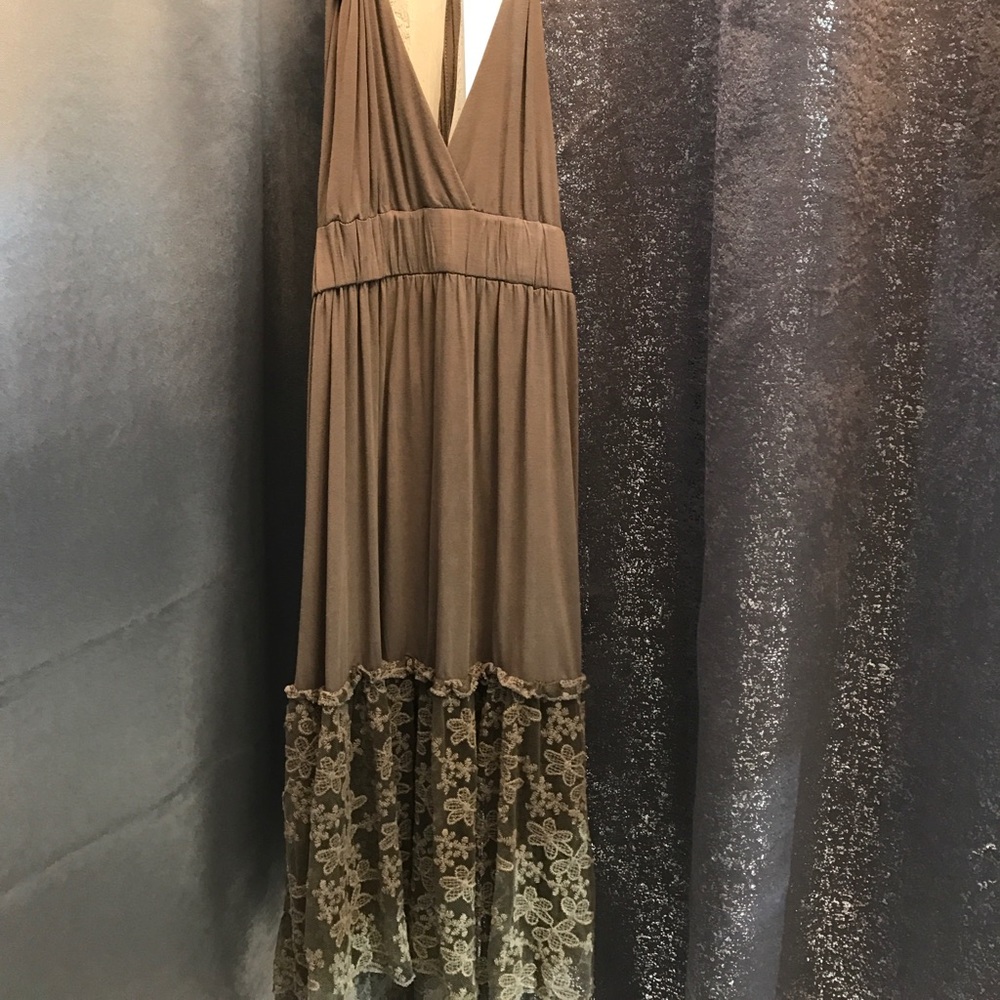 Pol Lace dress - Picture 4 of 7