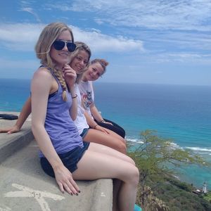 Meet your Posher, Norah