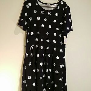 BNWT 3XL Lularoe Amelia Dress Black w/White Swirls