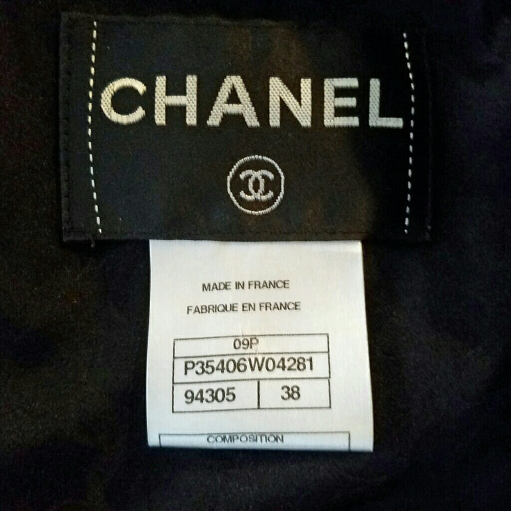 HOST PICK!!! CHANEL BLAZER/jACKET shimmering black - Picture 11 of 12