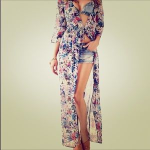 Floral festival guess duster