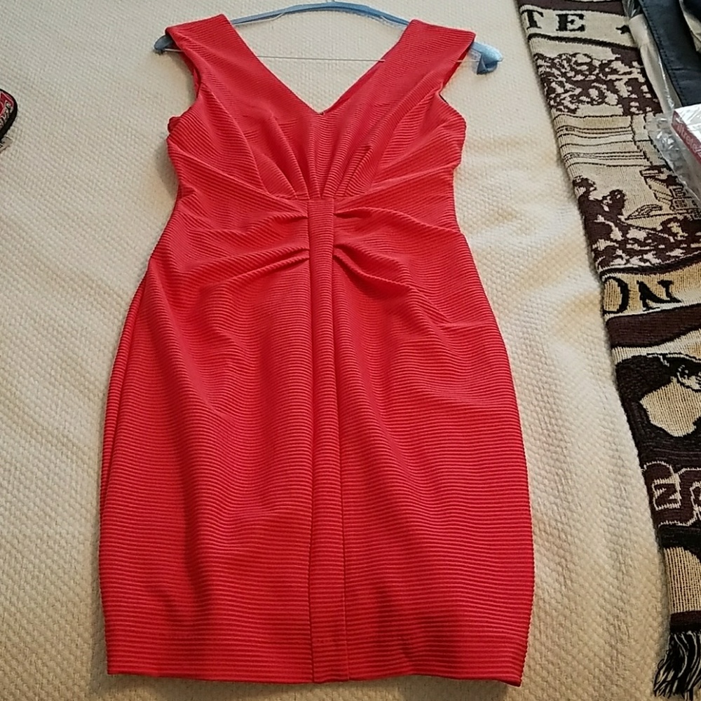 Sleeveless dress