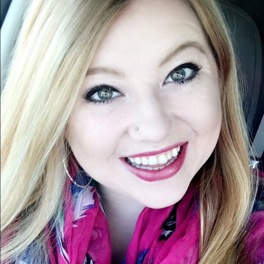 Meet your Posher, Janelle