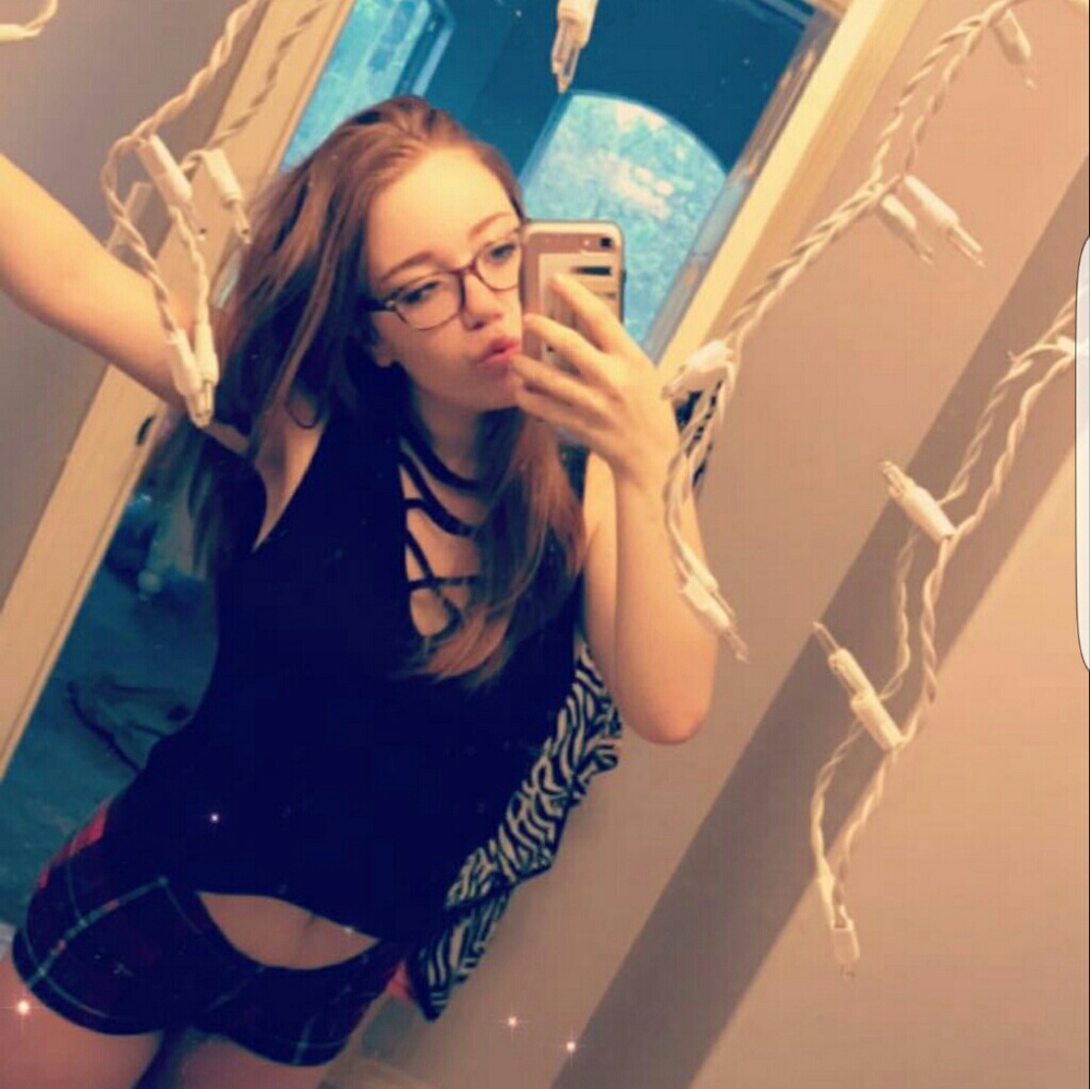 Meet your Posher, Corra