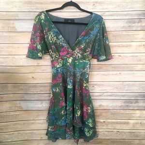 ✨FINAL SALE✨JACK Green floral dress