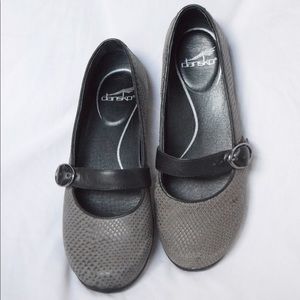 Dansko Slippers/Loafer Flats