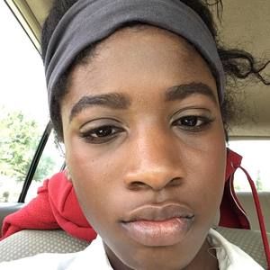 Meet your Posher, Alexcia