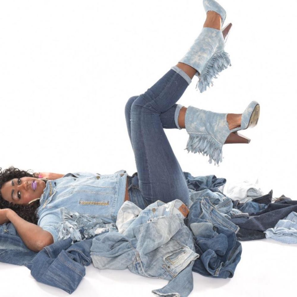 Meet your Posher, Latasha