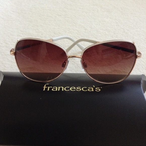 Francesca's Sunglasses - Picture 2 of 3