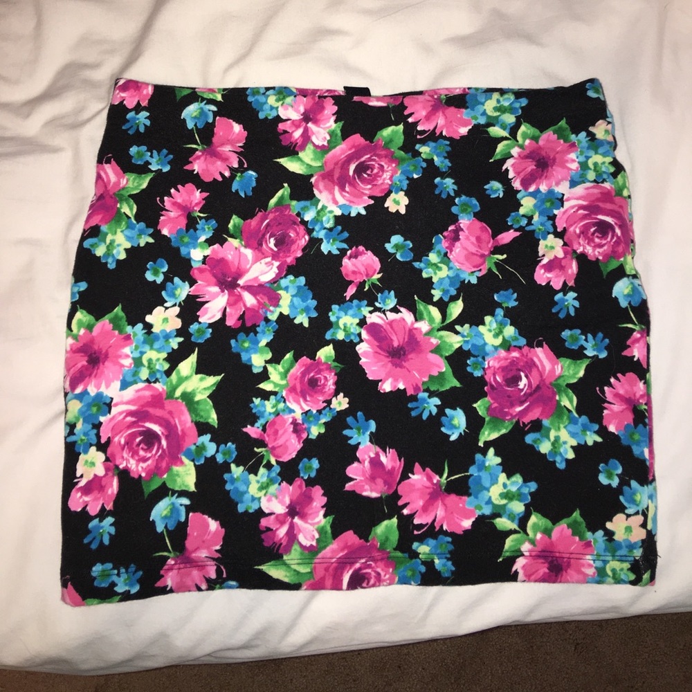 Pencil skirt