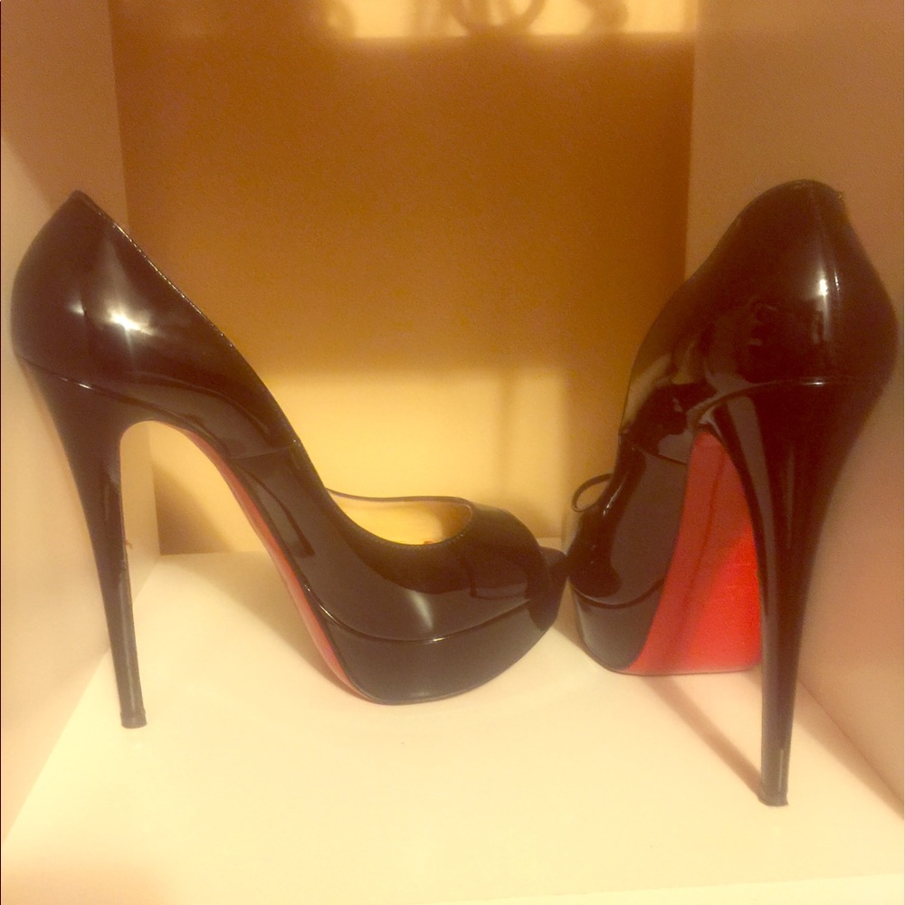 Louboutin Lady Peep