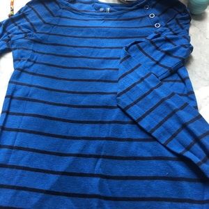 Gap black and blue stripped shirt