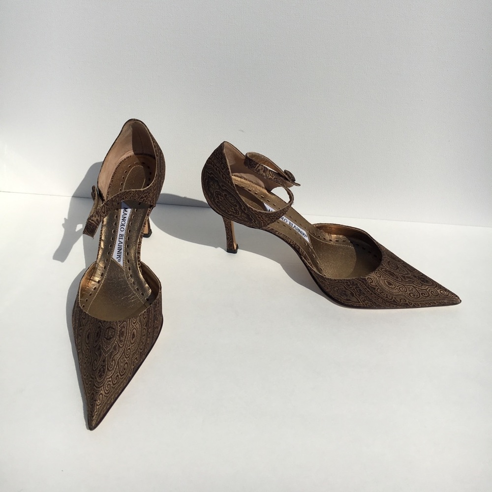 Manolo Blahnik Norvany Heels NIB