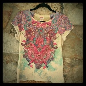 Pretty paisley tee