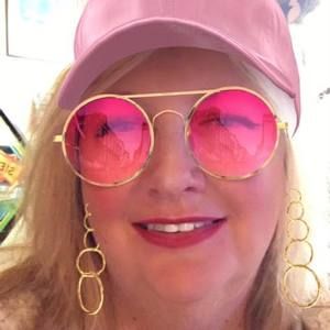 Meet your Posher, Rene