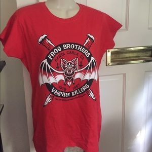 Lost boys horror block tee