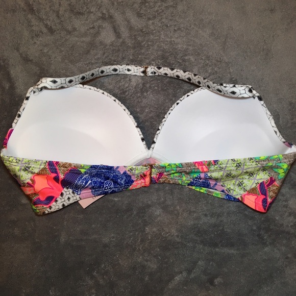 VS BIKINI TOP SIZE 38C - Picture 2 of 4