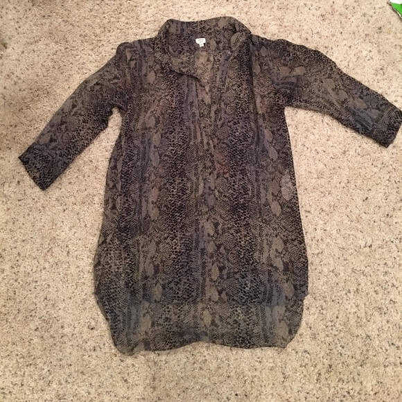 Wilfred Guila snakeskin Blouse - Picture 1 of 2