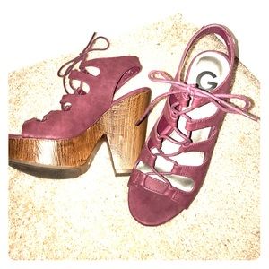 Guess Burgundy Lace Up Pumps