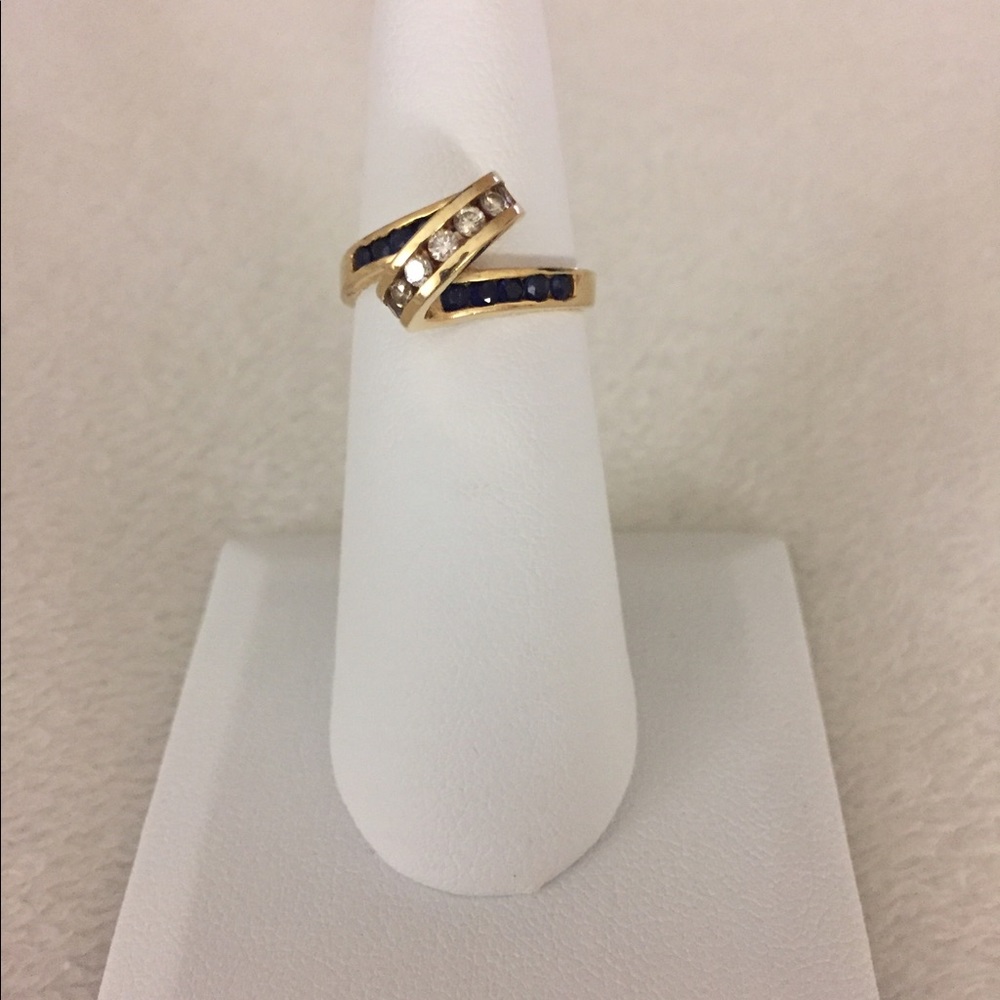 14k Yellow Gold Ring w/ Sapphires & Diamonds