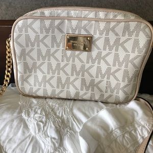 Michael Kors Crossbody