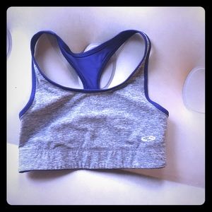Reversible sports bra