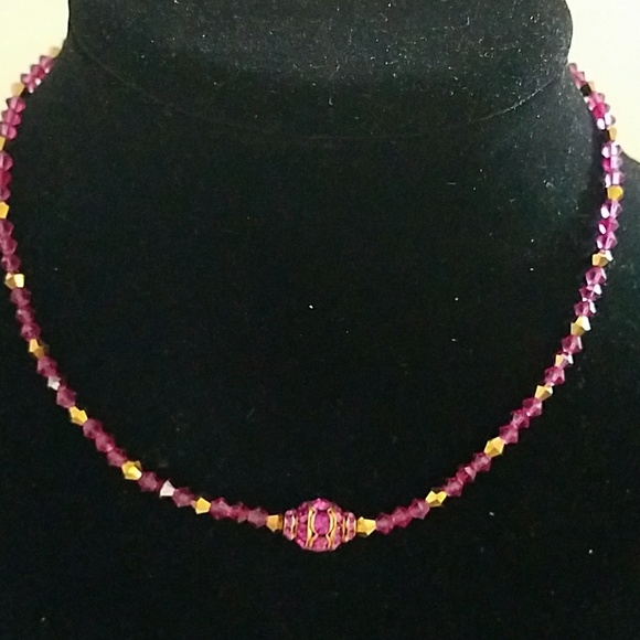 Necklace - Picture 1 of 2