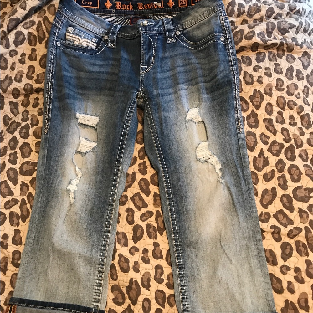 Vivian Crop Rock Revivals