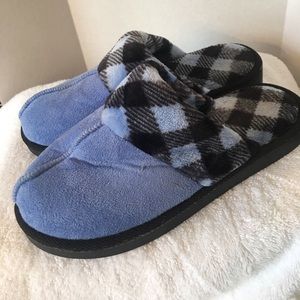 Women's Vera Bradley Slippers 7 - 8