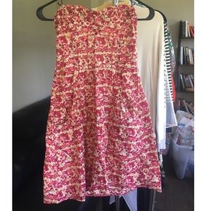 Floral strapless dress