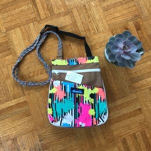 NWT KAVU Keepsake Crossbody Bag