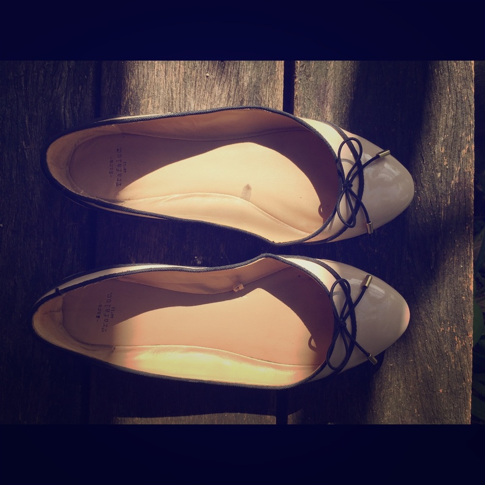 Zara - bailarinas- almost new!