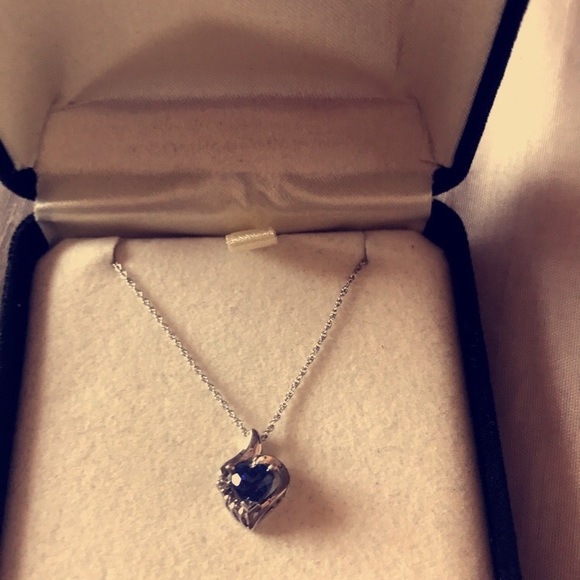 Heart sapphire necklace White gold necklace - Picture 3 of 3