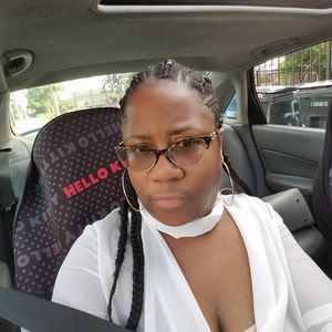 Meet your Posher, Latonya