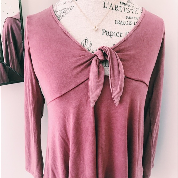 American Eagle cross front top - Picture 2 of 2