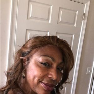 Meet your Posher, Sheila