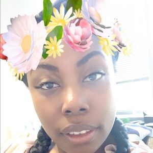 Meet your Posher, Liz