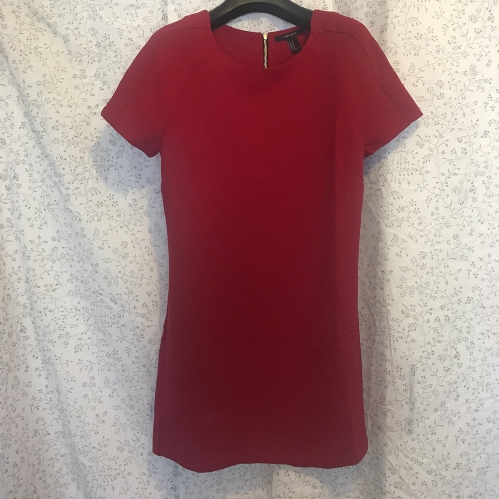 Red shirtsleeve shirt dress