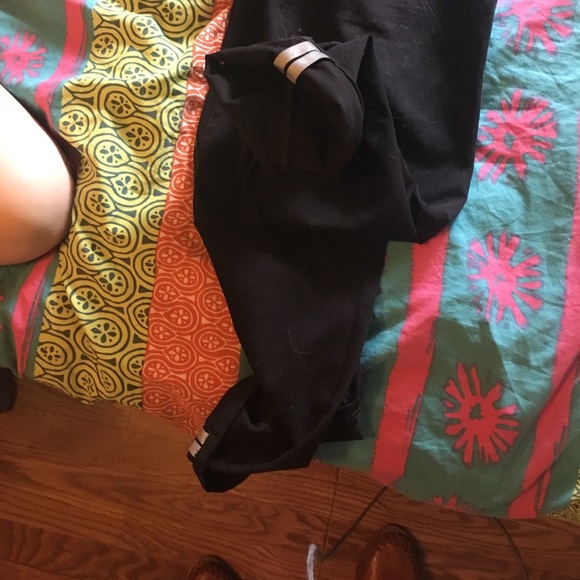 Levi's chinos with 3m reflectors on bottoms - Picture 2 of 2