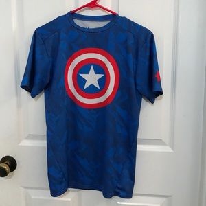 Under armour Boys large captain America heat gear