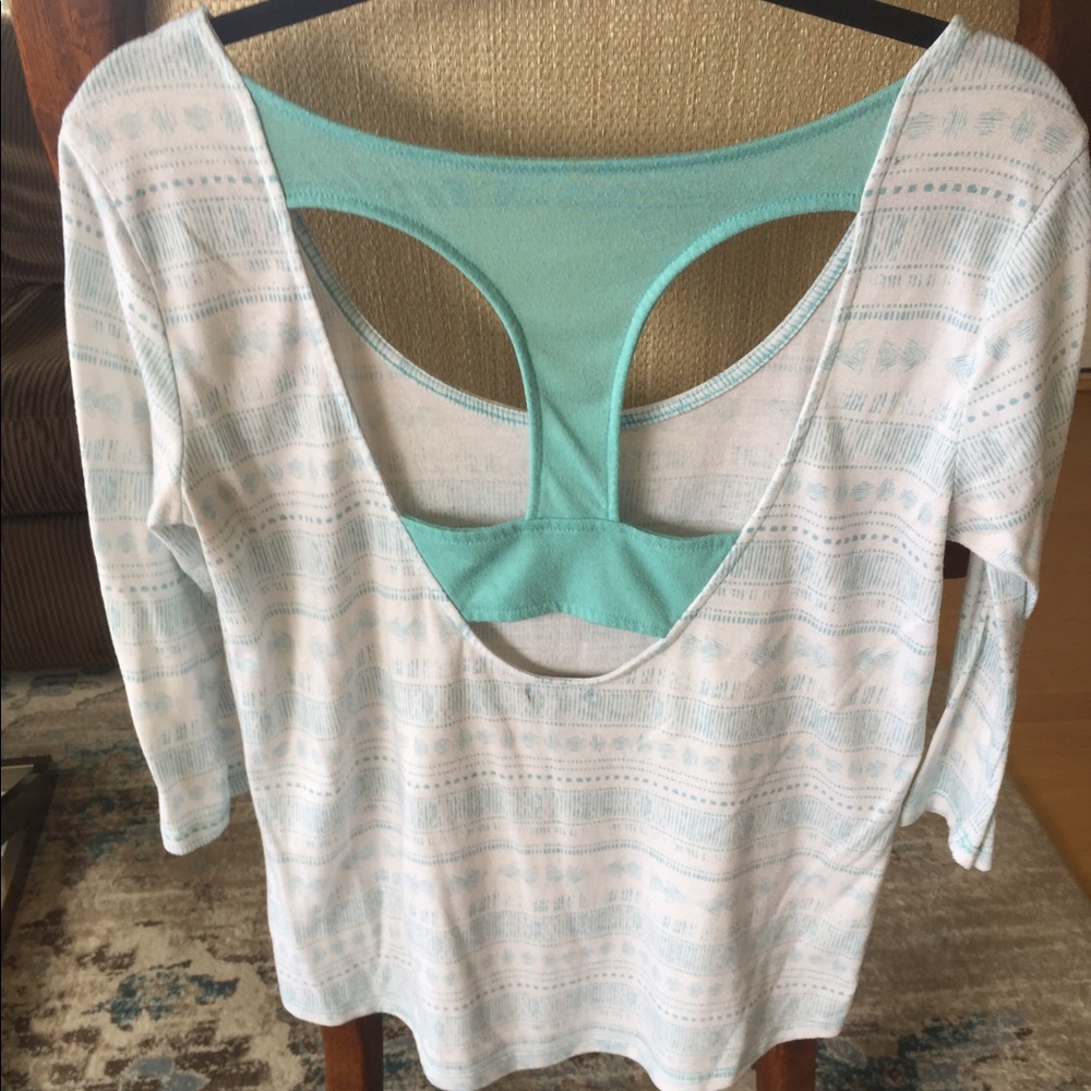 Printed Cutout Mid-Sleeve Nollie Top