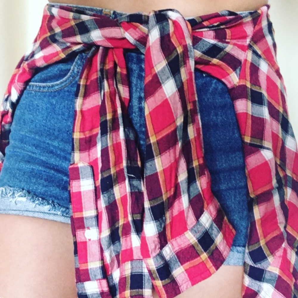 ☀️sale!☀️Red flannel top