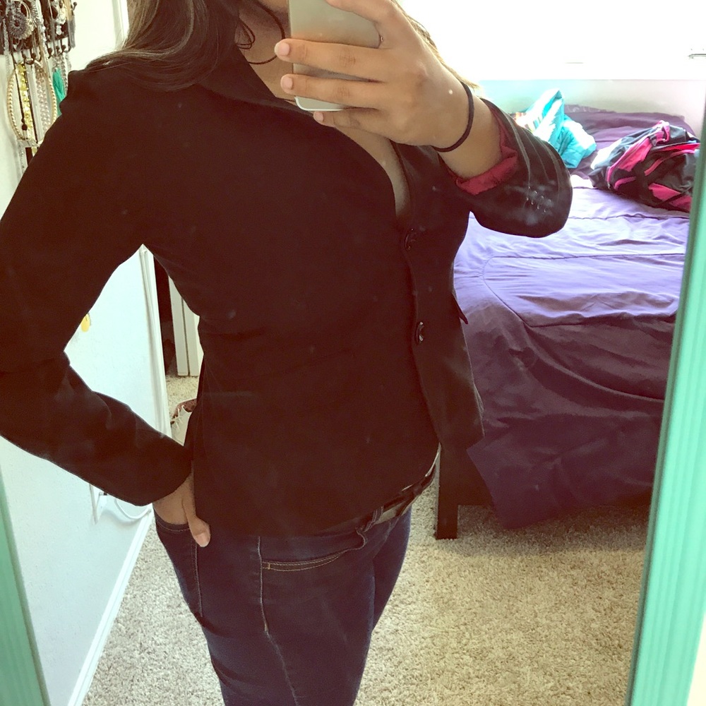 Very cute and comfortable Business jacket.