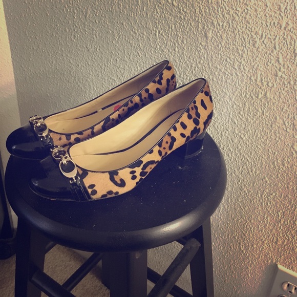 Coach Ocelot Heels with Logo - Size 7.5 - Picture 1 of 4